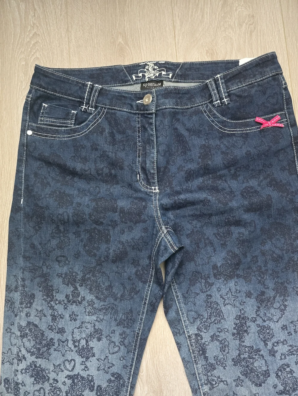 Sportalm Dark Blue Patterned Jeans with Pink Bow Size 42(eur) - Picture 2 of 11